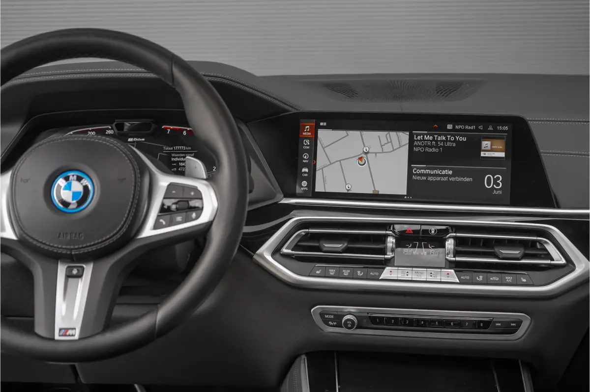 xDrive45e High Executive M-Sport Pano Laser ACC HUD Keyless 22"