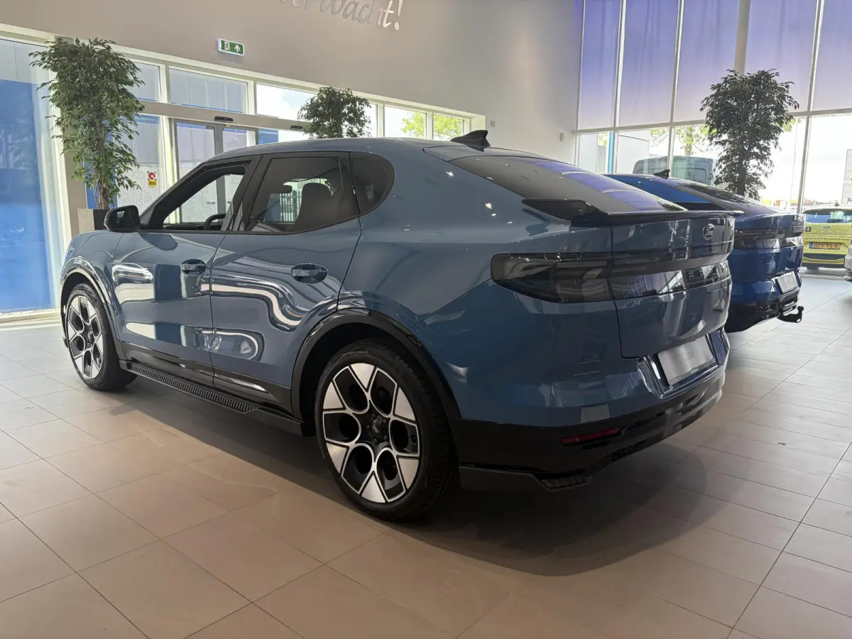 Collection Extended Range RWD 79 kWh | BANG & OLUFSEN | DRIVER ASSISTENCE PAKKET | TRIBUTE BLUE | 360 CAMERA | VOOR/ ACHTERUITRIJCAMERA |