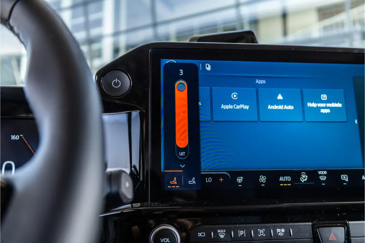 340 L2H1 DC Sport 65 kWh | Dubbel cabine | 350 KM Range | 360 Camera | Driving Assistant | L+R Schuifdeur | DSS LED | Middenconsole | 5-Zitter | Navigatie | CarPlay | ACC | Blind Spot | Stuu