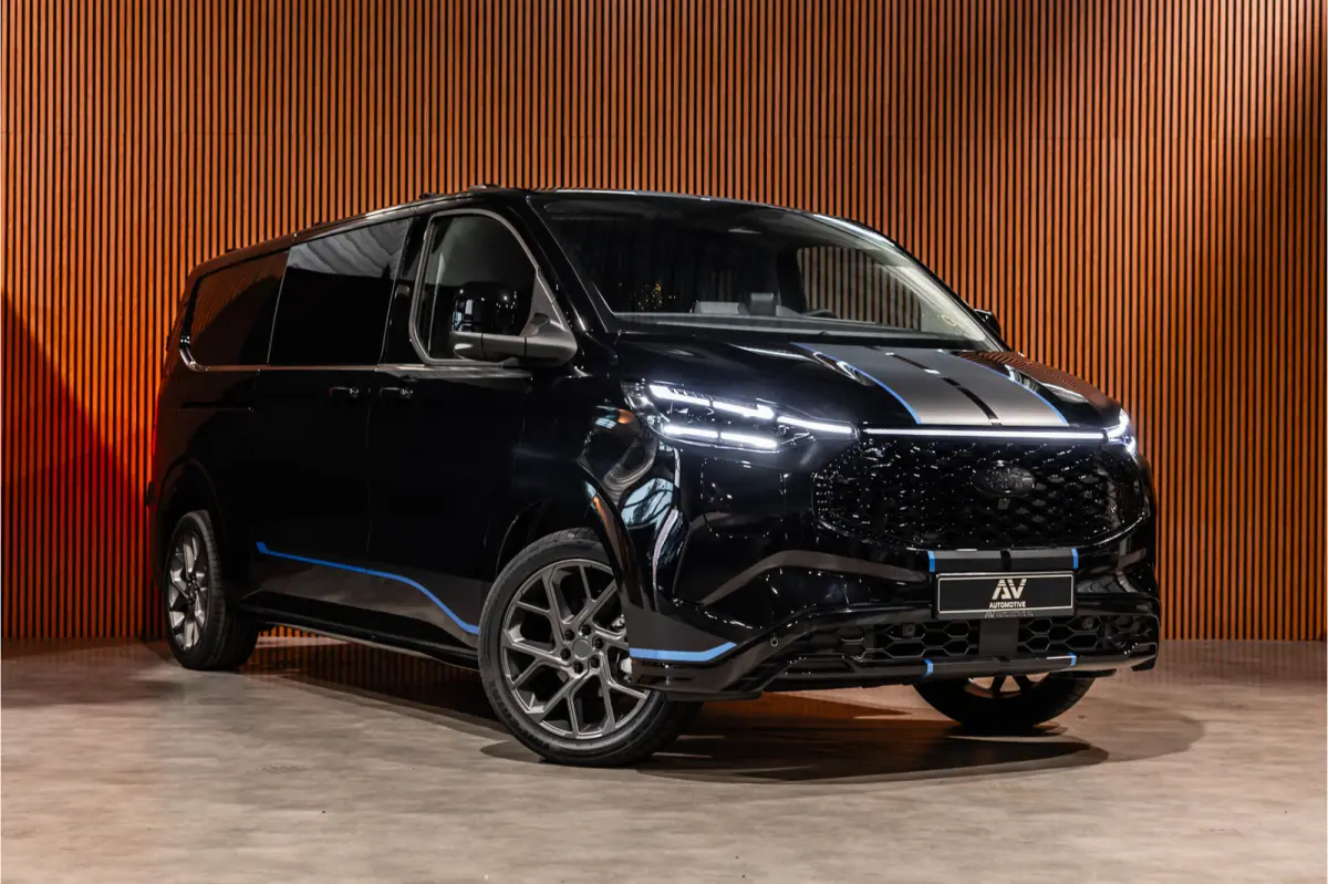 340 L2H1 DC Sport 65 kWh | Dubbel cabine | 350 KM Range | 360 Camera | Driving Assistant | L+R Schuifdeur | DSS LED | Middenconsole | 5-Zitter | Navigatie | CarPlay | ACC | Blind Spot | Stuu