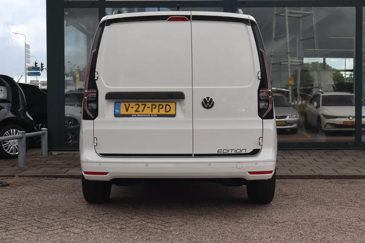 2.0 TDI Style | Cruise control | Keyless start | Lichtmetalen velgen 16"