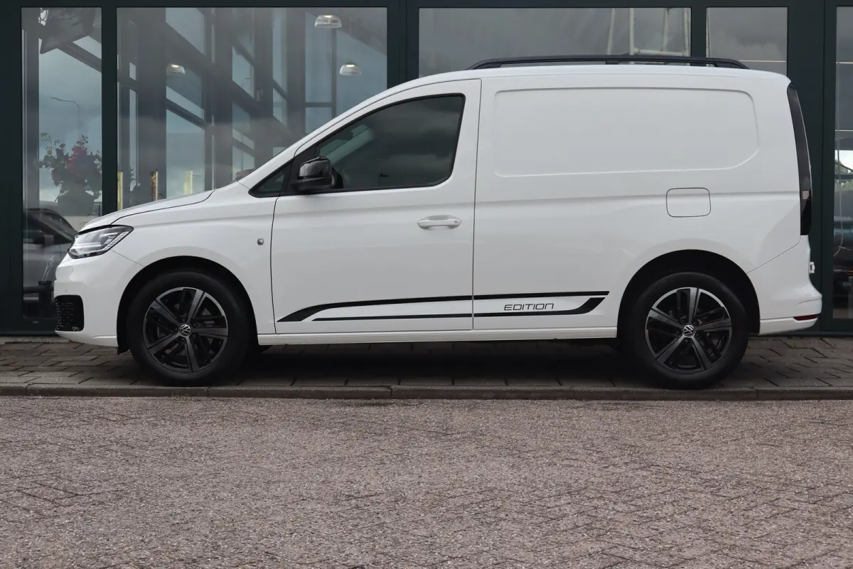 2.0 TDI Style | Cruise control | Keyless start | Lichtmetalen velgen 16"