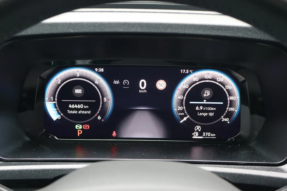 2.0 TDI Style | Cruise control | Keyless start | Lichtmetalen velgen 16"