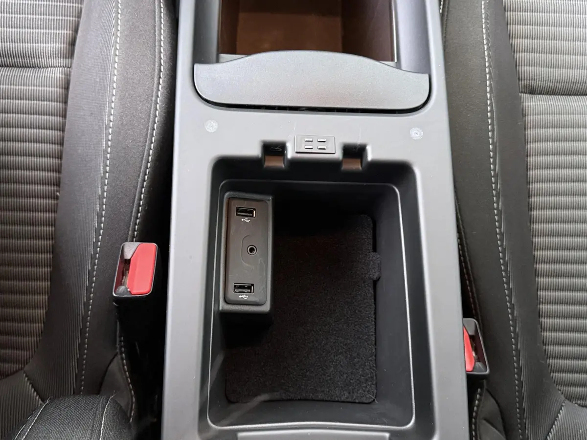 TCe 140 GPF Sport Edition2 | 140 PK | Trekhaak | Apple CarPlay | Navigatie