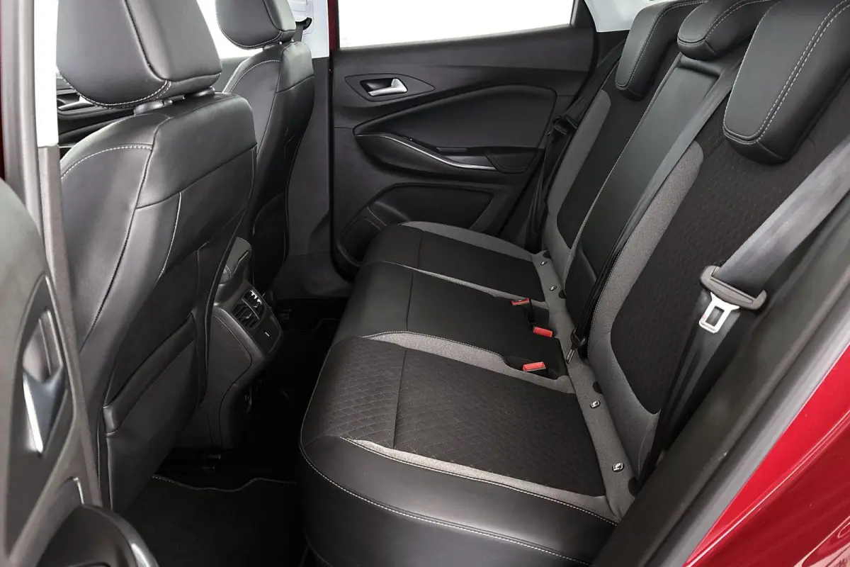 1.6 Turbo Hybrid Innovation Stoelverwarming Keyless Trekhaak