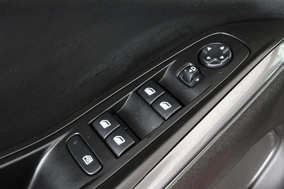 1.6 Turbo Hybrid Innovation Stoelverwarming Keyless Trekhaak