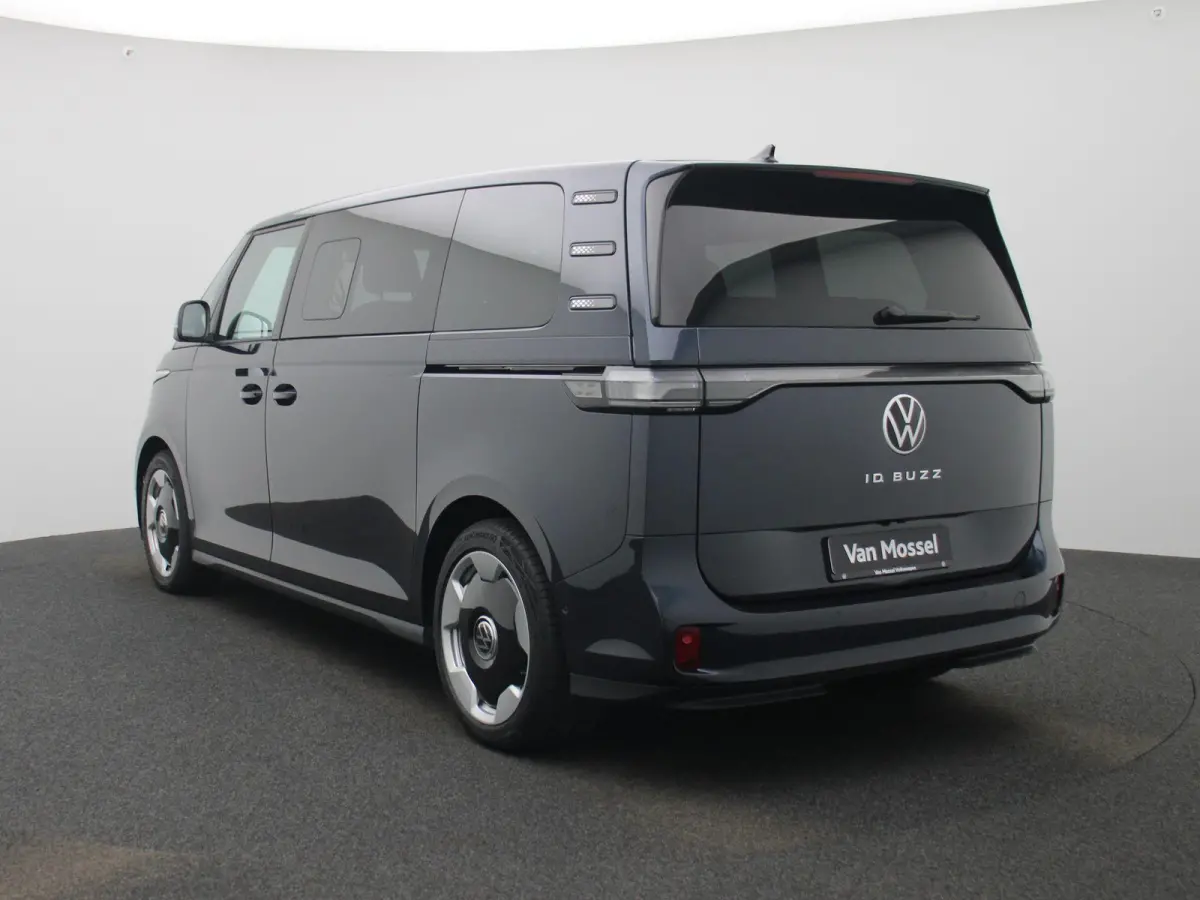 People Pro 86 kWh LWB 6p. 286PK | Automaat | Airco | Navigatie | Achteruitrijcamera | Stoel Verwarming | Elektrische Schuifdeuren | Adaptive Cruise Control | Parkeersensoren Voor + Achter |