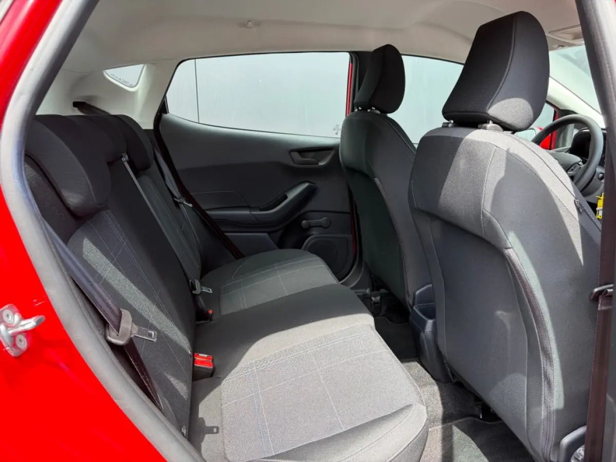 1.0 Connected Carplay Android 2e eigenaar NL-auto