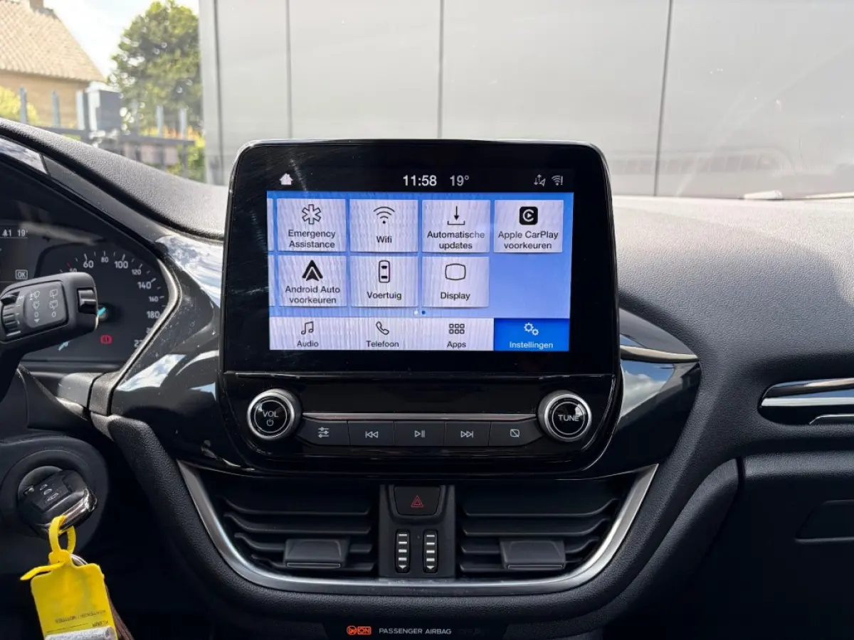 1.0 Connected Carplay Android 2e eigenaar NL-auto