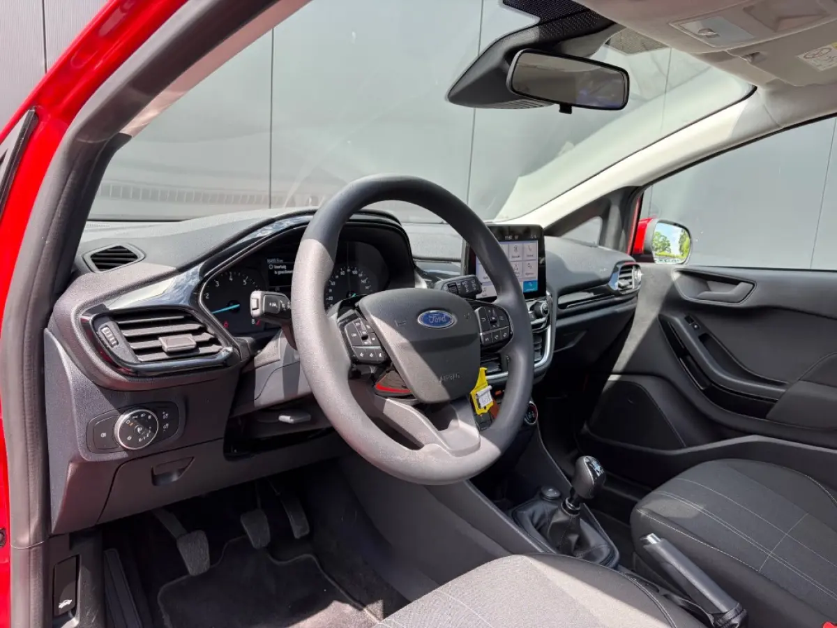 1.0 Connected Carplay Android 2e eigenaar NL-auto