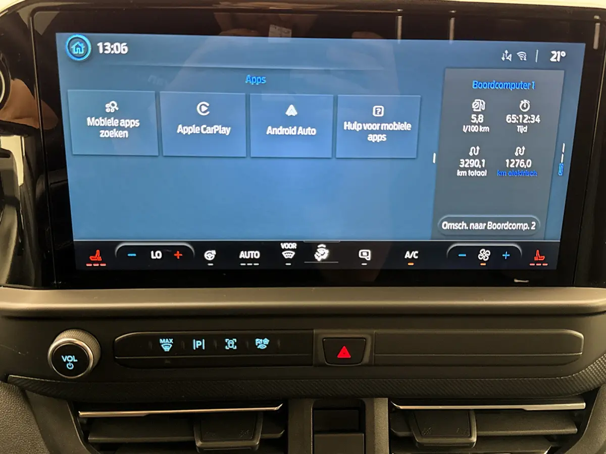 320 2.5 PHEV L2H1 Limited DC Hybride Dubbele cabine Led Carplay Camera Stoelverwarming