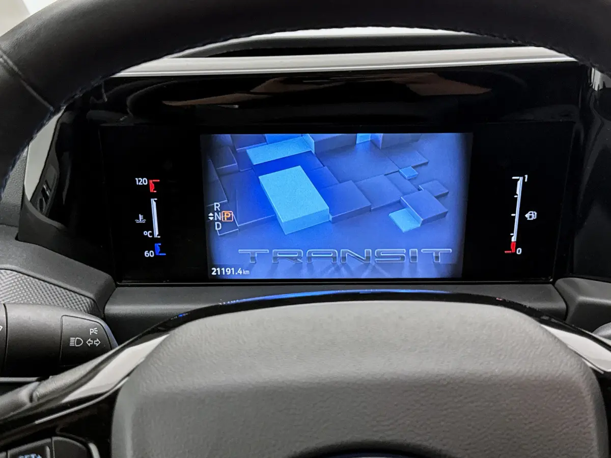 320 2.5 PHEV L2H1 Limited DC Hybride Dubbele cabine Led Carplay Camera Stoelverwarming