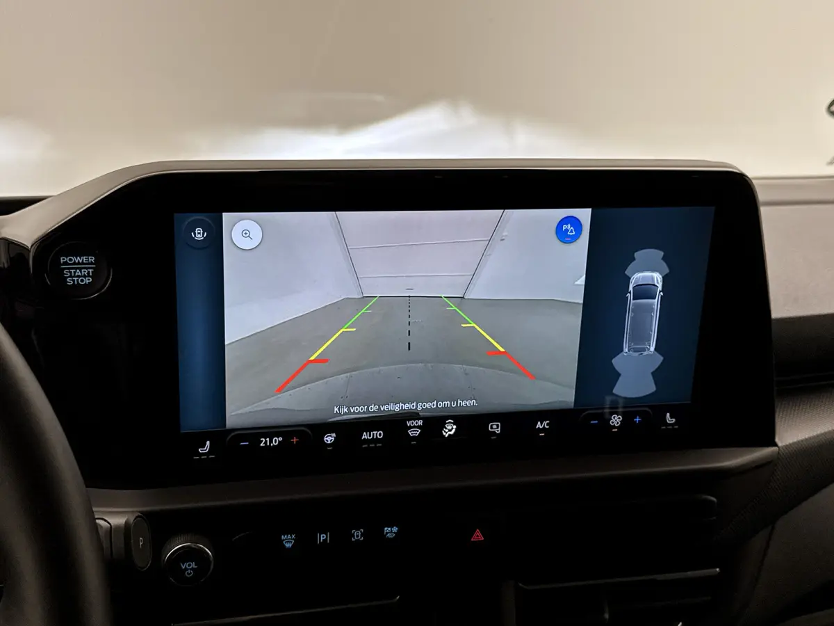 320 2.5 PHEV L2H1 Limited DC Hybride Dubbele cabine Led Carplay Camera Stoelverwarming