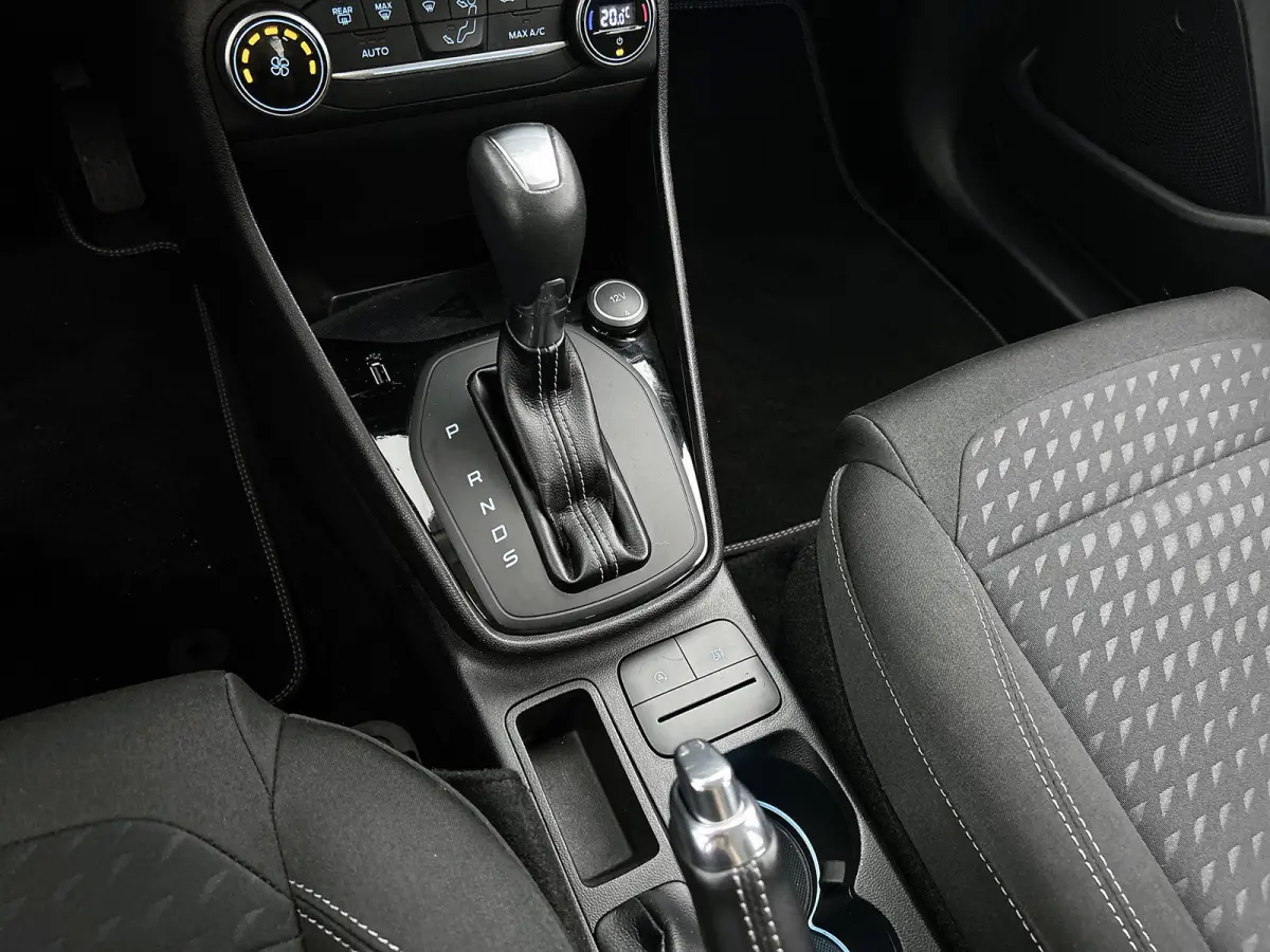 1.0 EcoBoost Titanium Automaat (NAVIGATIE, STUURBEDIENING, CARPLAY, 1e EIGENAAR, GOED ONDERHOUDEN)