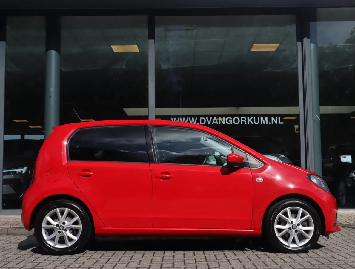 1.0 Sport Intense Airco / Elekramen / 15'' Lmvelgen / Cruise
