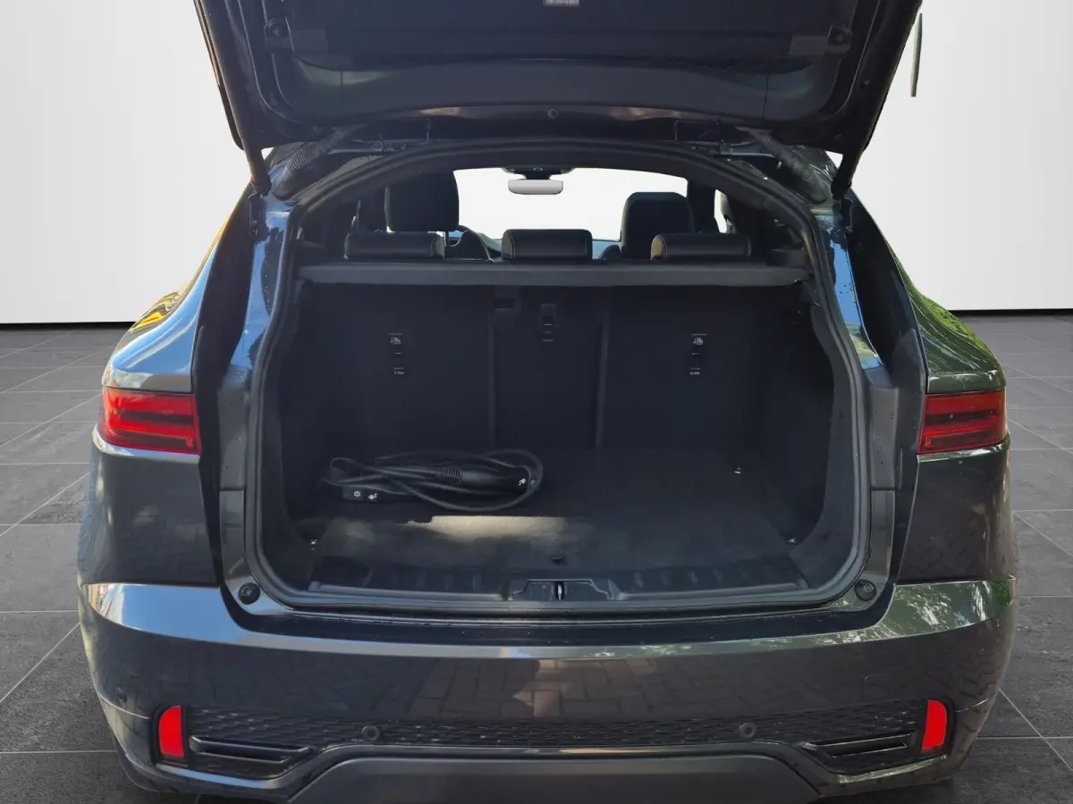 1.5 P300e AWD R-Dynamic HSE 310pk | Panoramadak | Meridian Audio | Elekt. Trekhaak