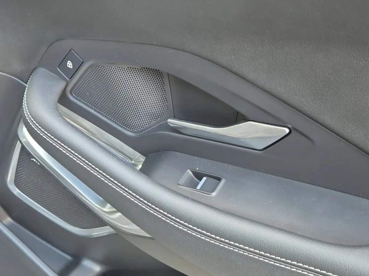 1.5 P300e AWD R-Dynamic HSE 310pk | Panoramadak | Meridian Audio | Elekt. Trekhaak