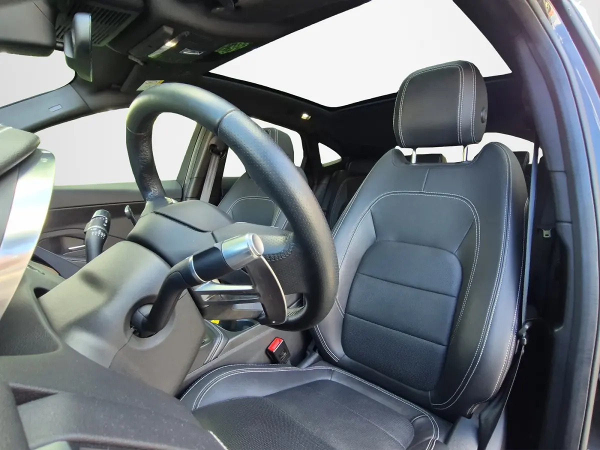 1.5 P300e AWD R-Dynamic HSE 310pk | Panoramadak | Meridian Audio | Elekt. Trekhaak