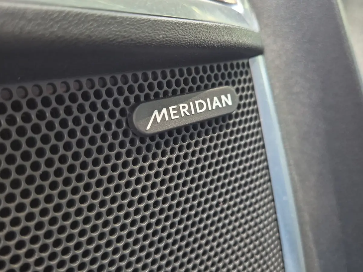 1.5 P300e AWD R-Dynamic HSE 310pk | Panoramadak | Meridian Audio | Elekt. Trekhaak