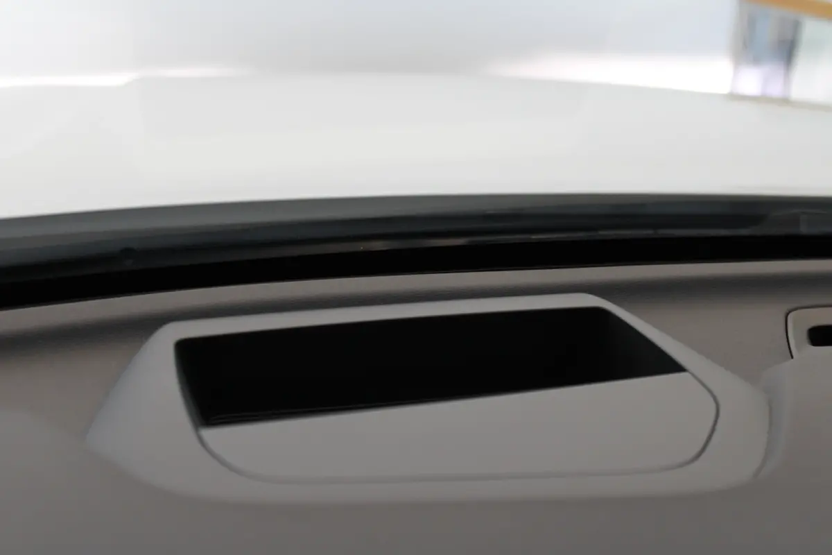 T8 455PK Plus Black Edition | 360° | 21" | Getint Glas | Head Up Display | HK Audio | Full LED