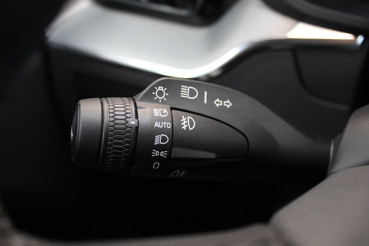 T8 455PK Plus Black Edition | 360° | 21" | Getint Glas | Head Up Display | HK Audio | Full LED