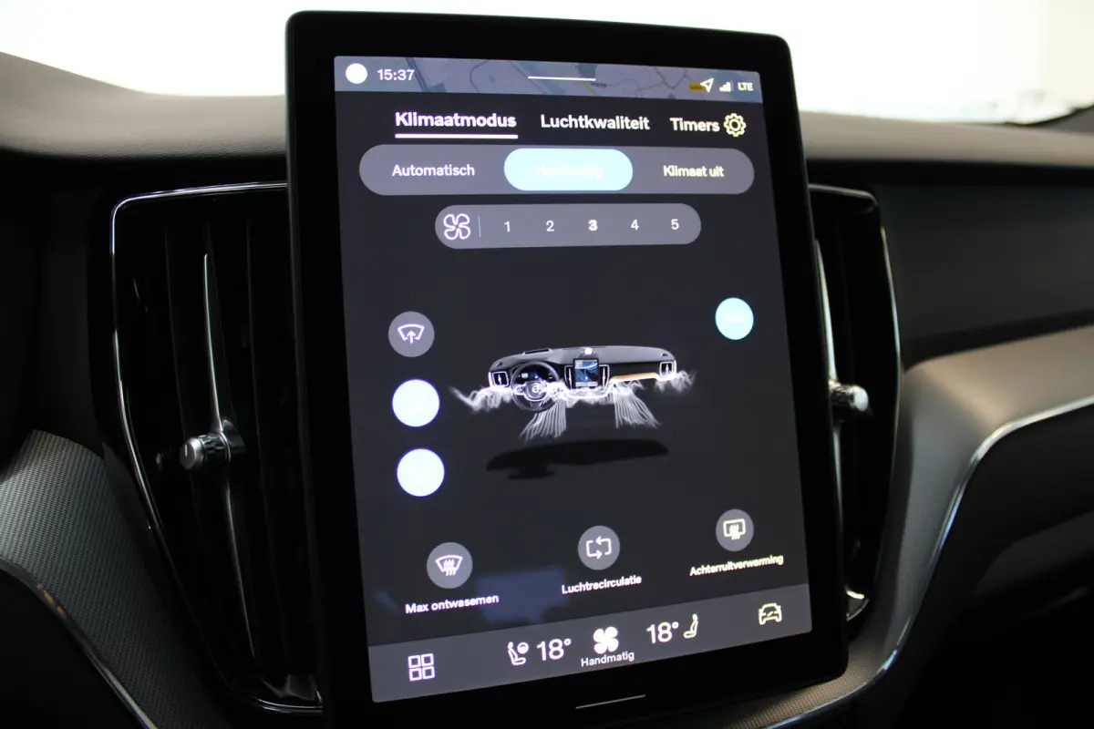 T8 455PK Plus Black Edition | 360° | 21" | Getint Glas | Head Up Display | HK Audio | Full LED
