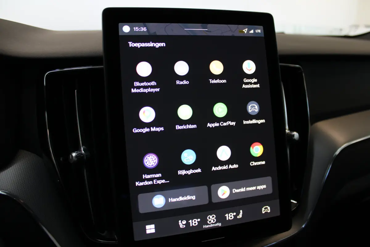 T8 455PK Plus Black Edition | 360° | 21" | Getint Glas | Head Up Display | HK Audio | Full LED