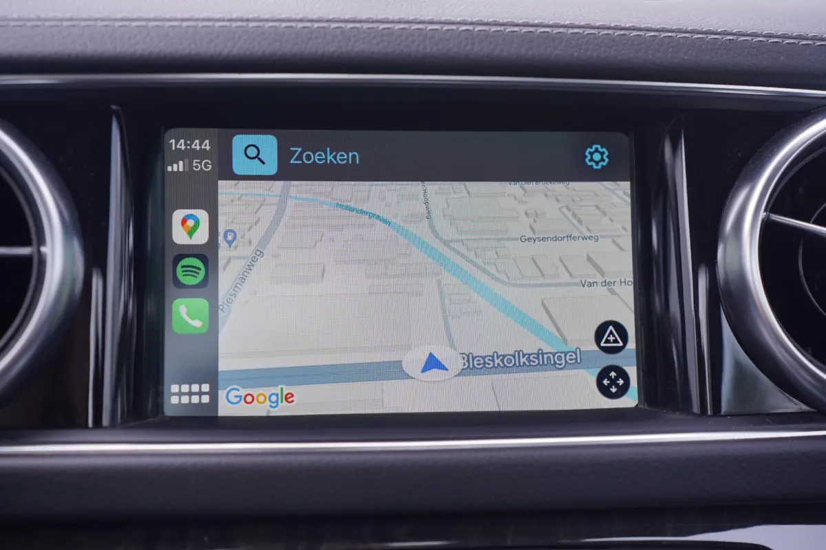 500 Harman Kardon Memory Apple Carplay
