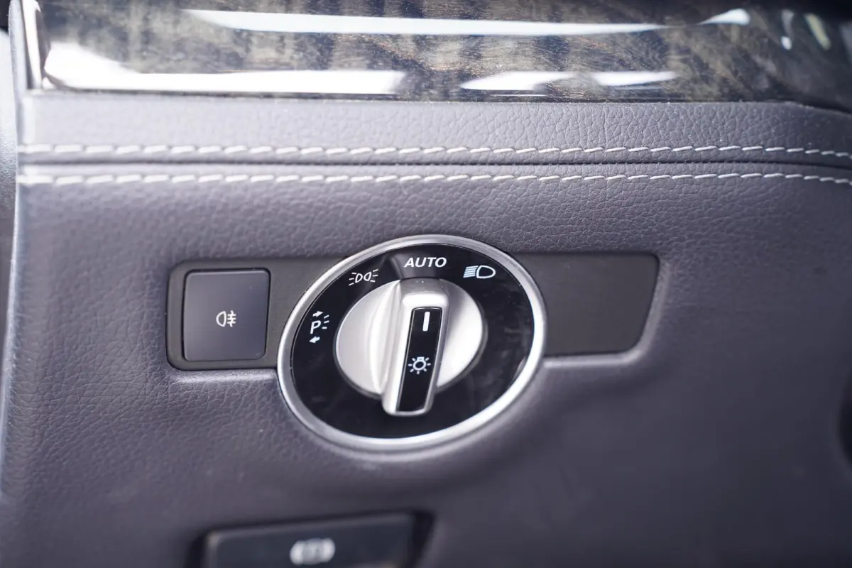 500 Harman Kardon Memory Apple Carplay