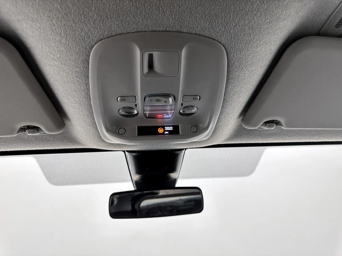 2.0 D-4D Navigatie Betimmering Rondomzichtcamera Cruise control Fabrieksgarantie