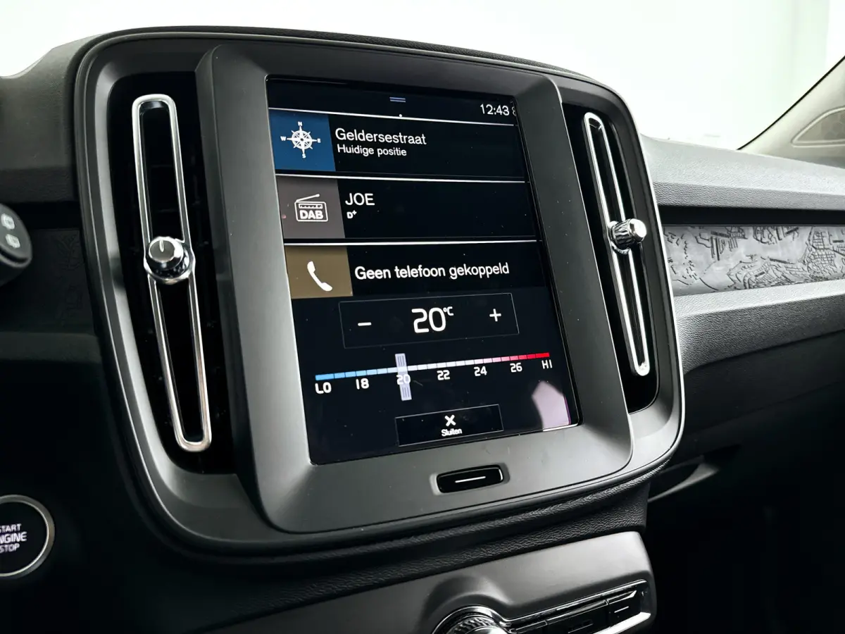 T2 Momentum Core | Park assist | Cruise control | Climate control