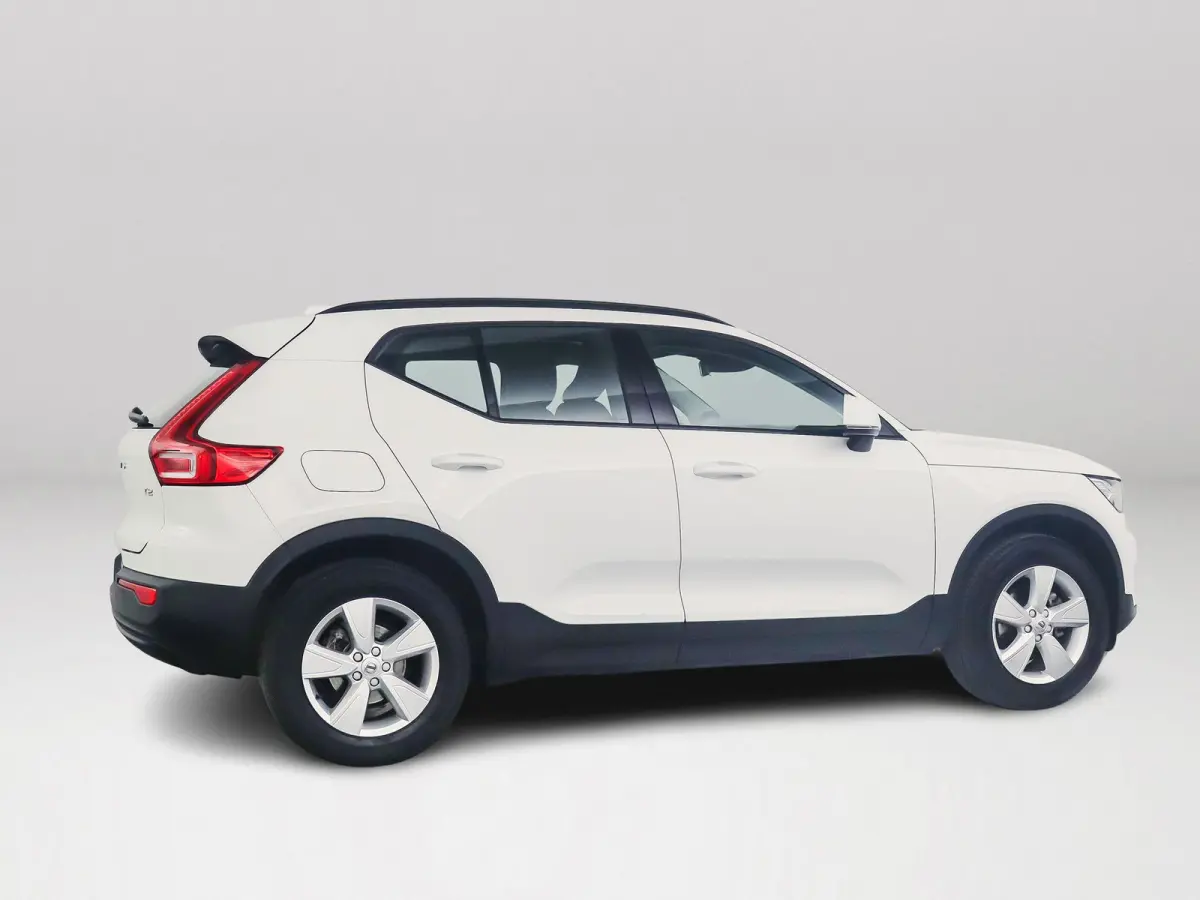 T2 Momentum Core | Park assist | Cruise control | Climate control