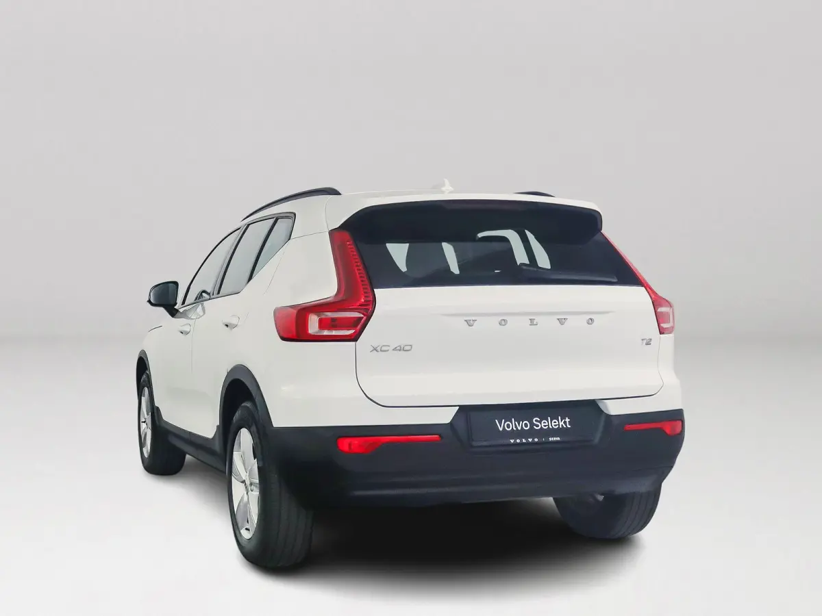 T2 Momentum Core | Park assist | Cruise control | Climate control