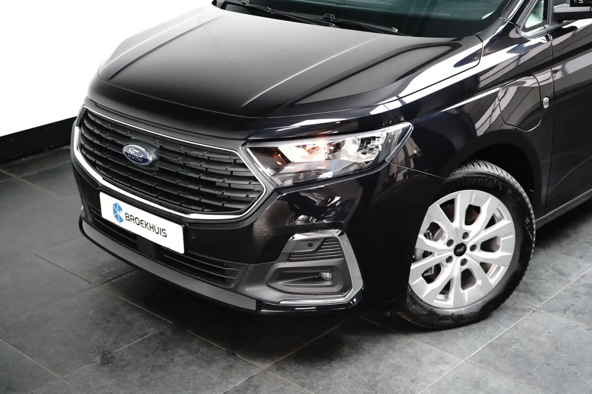 Plug-In Hybride Titanium 150pk | Virtual cockpit | Navi | Adaptive cruise | All season | 2026 auto! |
