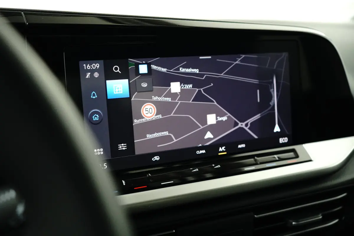 Plug-In Hybride Titanium 150pk | Virtual cockpit | Navi | Adaptive cruise | All season | 2026 auto! |