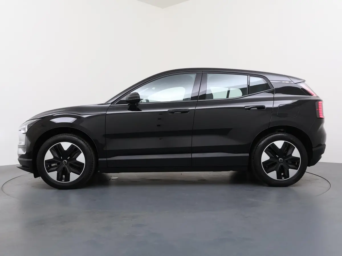 Single Motor Core 51 kWh | Stoel- & Stuurverw. |