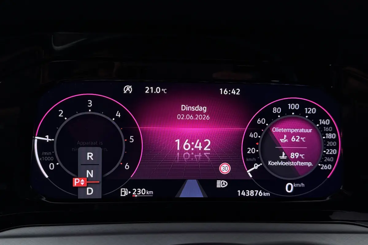 2.0 TDI Style (DIGITALE COCKPIT, SFEERVERLICHTING, NAVIGATIE, CRUISE ADAPTIEF, STUURVERWARMING)