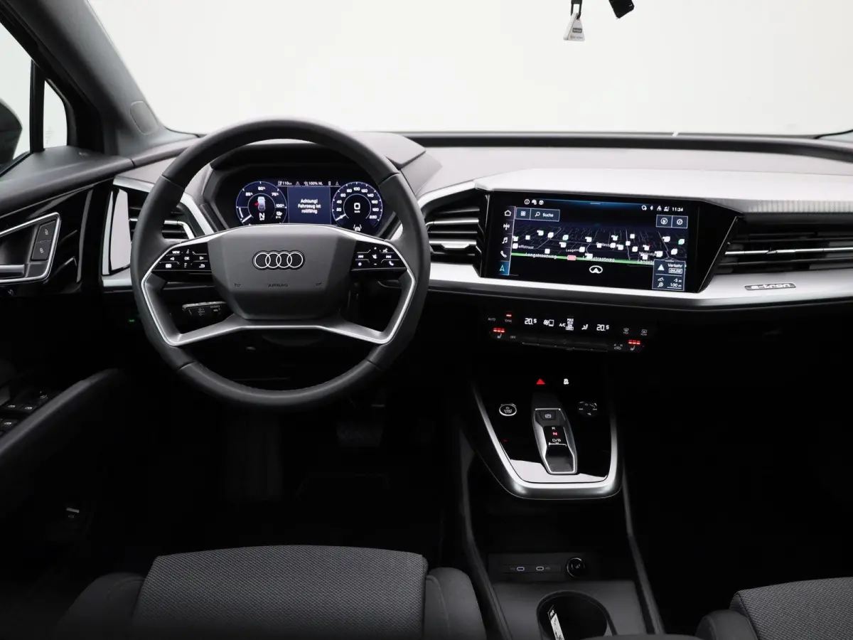 45 Edition 82 kWh | Navigatie | Climate control | Stoelverwarming | Audi smartphone interface | Dodehoekdetectie | Matrix-ledkoplampen | Parkeersensoren | Optiekpakket zwart | Alarm Klasse I