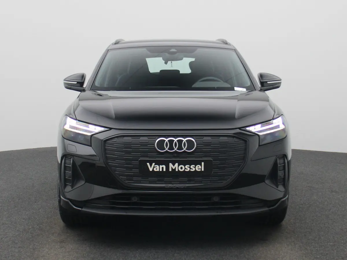 45 Edition 82 kWh | Navigatie | Climate control | Stoelverwarming | Audi smartphone interface | Dodehoekdetectie | Matrix-ledkoplampen | Parkeersensoren | Optiekpakket zwart | Alarm Klasse I