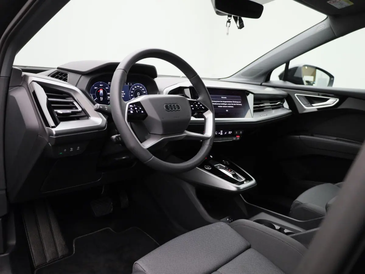 45 Edition 82 kWh | Navigatie | Climate control | Stoelverwarming | Audi smartphone interface | Dodehoekdetectie | Matrix-ledkoplampen | Parkeersensoren | Optiekpakket zwart | Alarm Klasse I