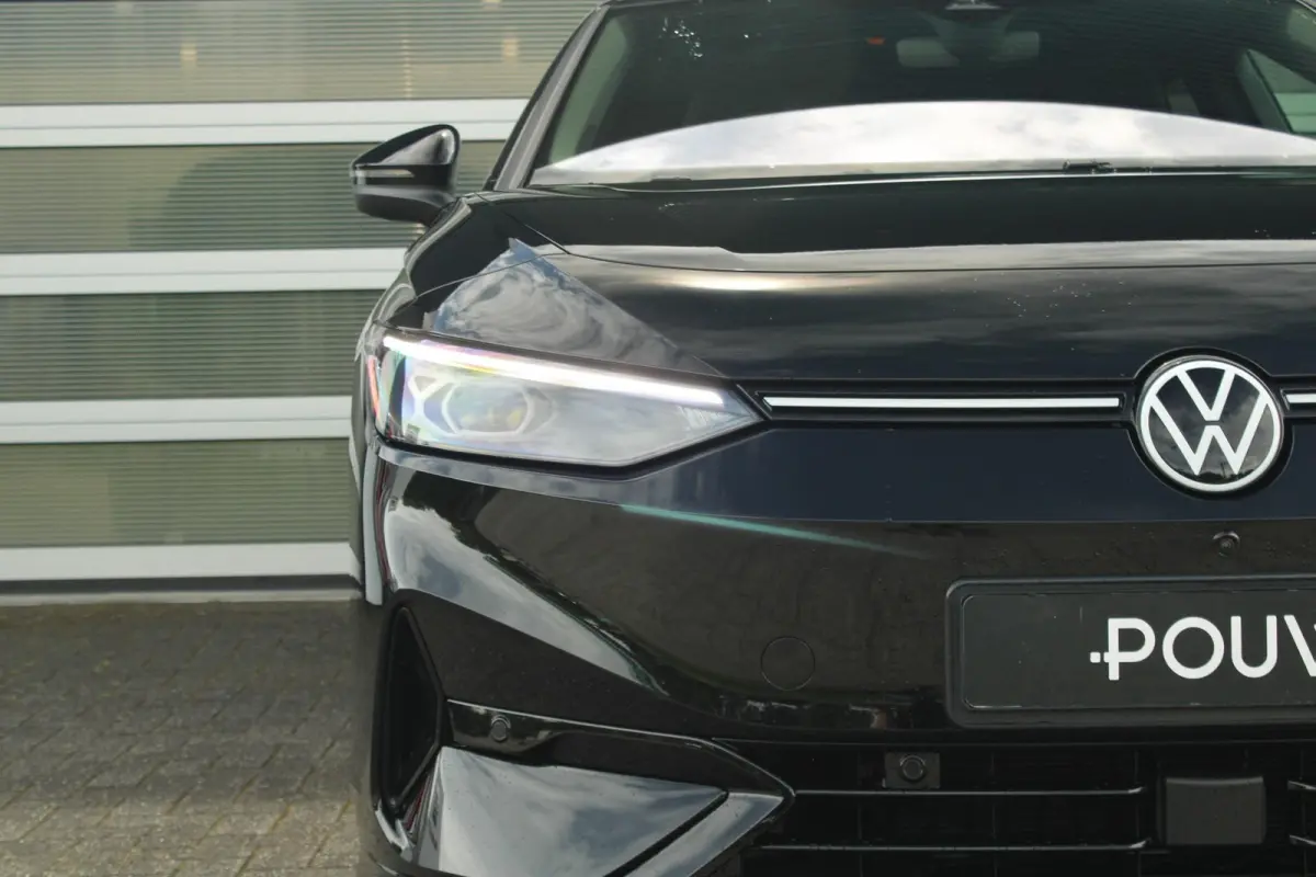 286pk Limited Edition 77 kWh | Trekhaak | Head-up | 20" Velgen