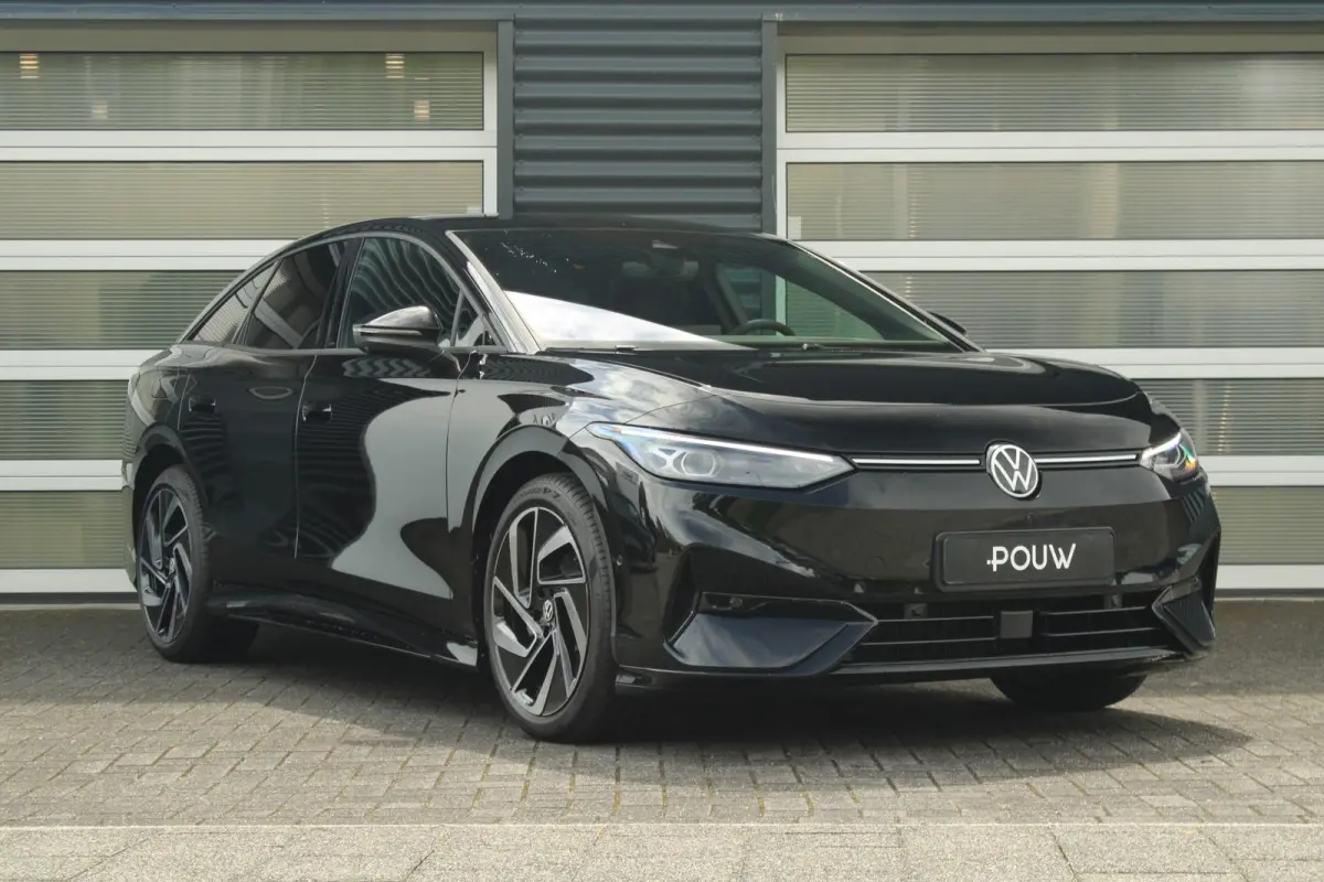 286pk Limited Edition 77 kWh | Trekhaak | Head-up | 20" Velgen
