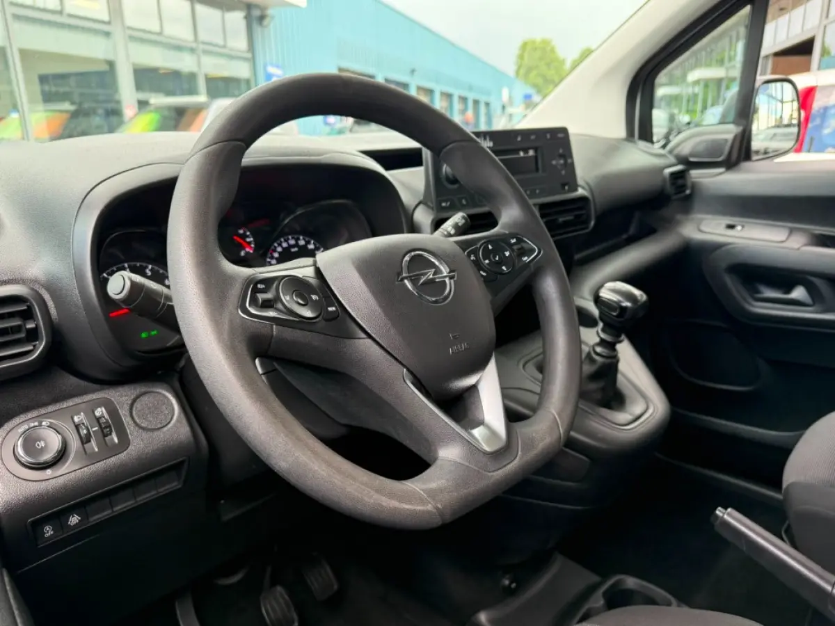 1.2 5PERS CRUISECONTROL 2xSCHUIFDEUR.