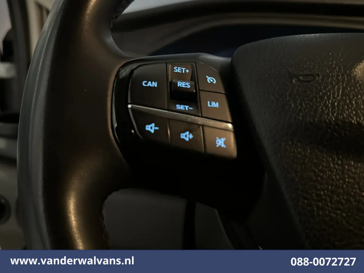 2.0 TDCI 130pk Bakwagen Laadklep Euro6 Airco | 1040kg laadvermogen | Cruisecontrol | Verwarmde voorruit Bijrijdersbank