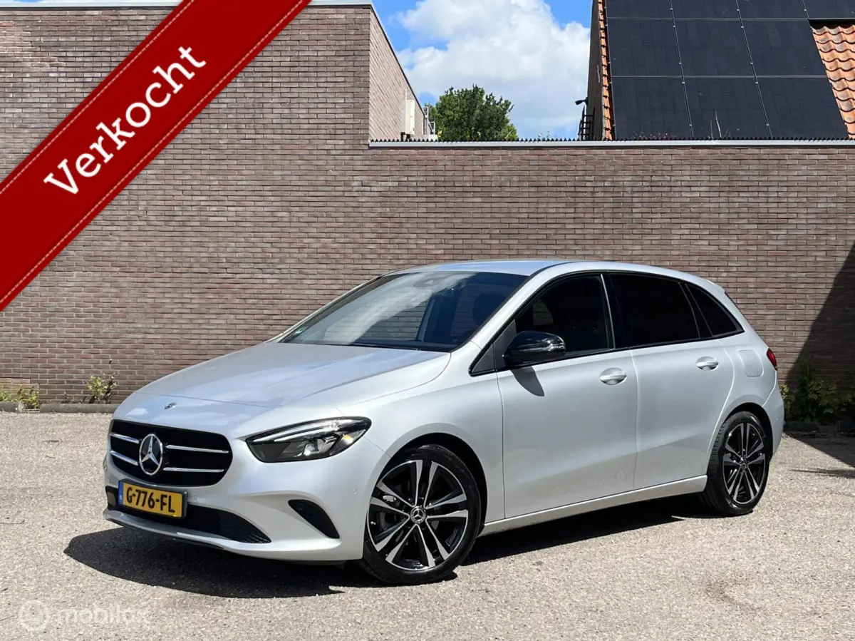180 Premium/ Night Pakket/ Org NL/ CarPlay