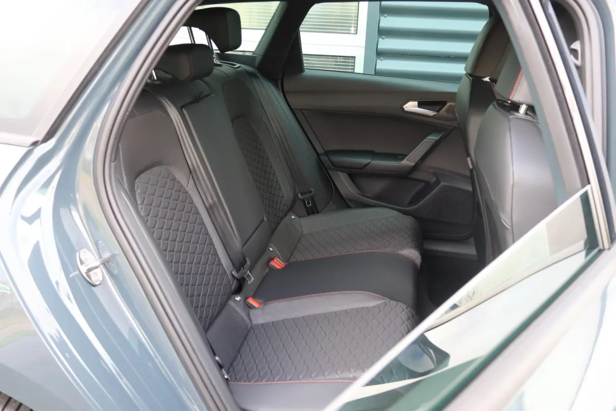 1.5 TSI 204pk e-Hybrid FR Business | Midnight Pack | Safe Driving Pack