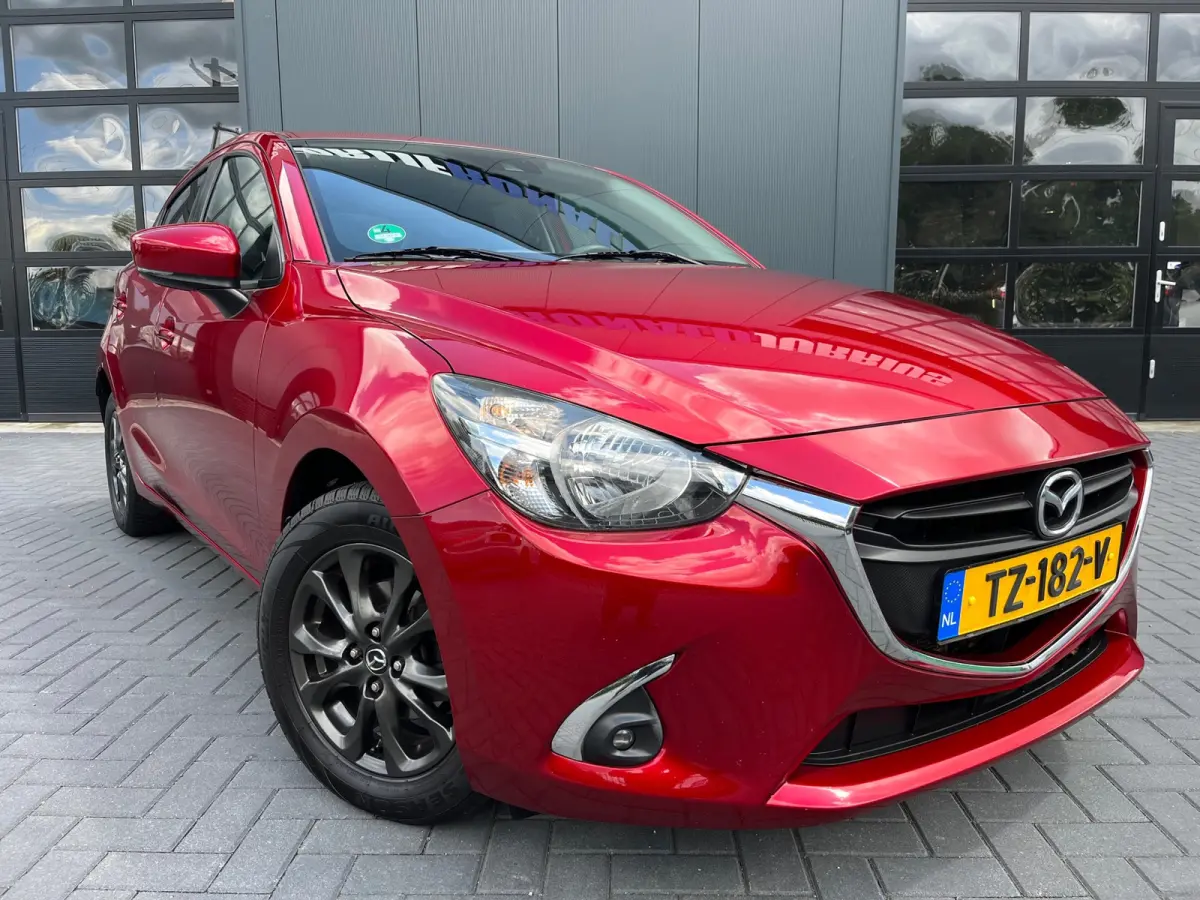 1.5 Skyactiv-G Sport Selected NL.Auto/Navigatie/Cruise-control/All season banden/2De eigenaar