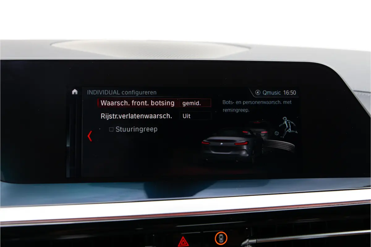 sDrive20i High Executive M-Sport, Facelift, M-Sportstoelen, Leder, Camera