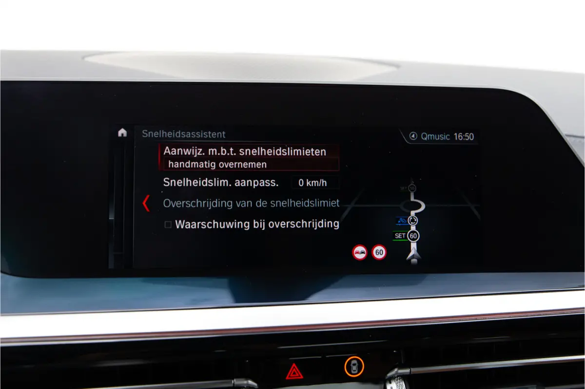 sDrive20i High Executive M-Sport, Facelift, M-Sportstoelen, Leder, Camera