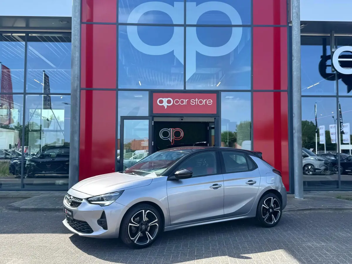 1.2 GS Line | Automaat | LED | 360 Camera | Parksens | Carplay | Leder | Two Tone |